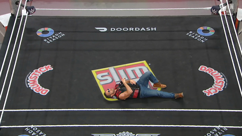 Knight laying in the ring