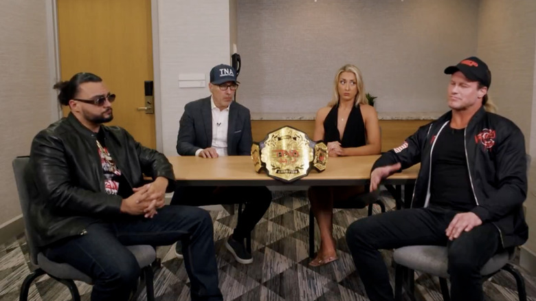 Santana, Silva, Miller, and Nic sitting down during the summit