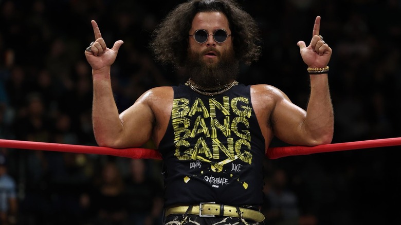 Juice Robinson poses in the ring