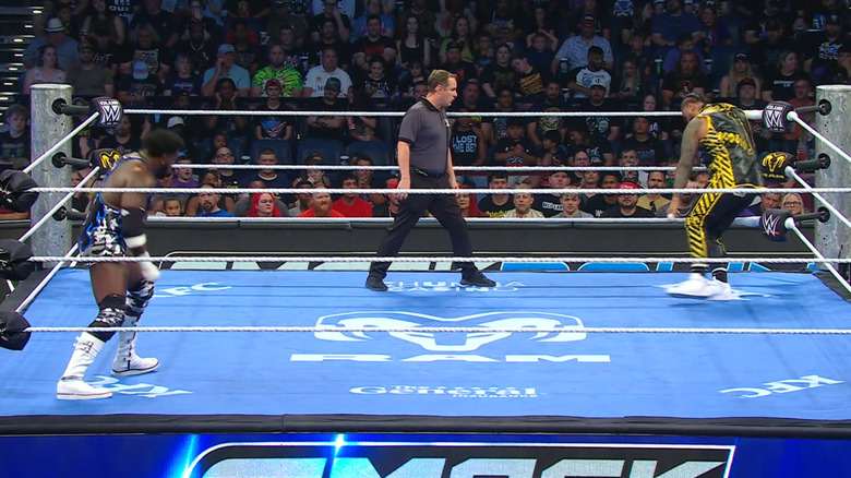 Keys and Jimmy both inside the ring