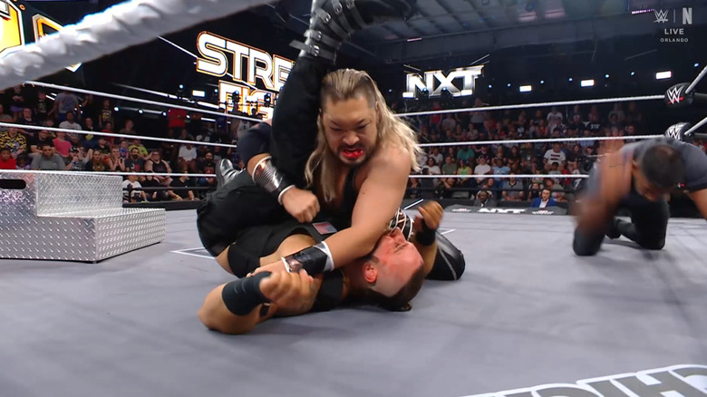 Naraku pinning D'Angelo